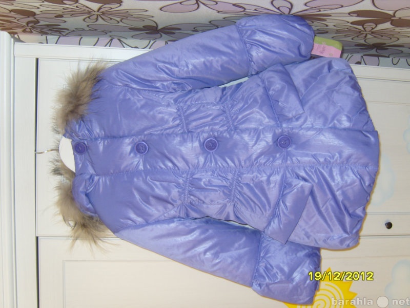Продам: Пальто  зимнее, рост 122 см.