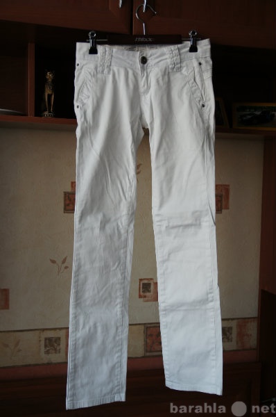 Продам: Белые брюки, размер 40