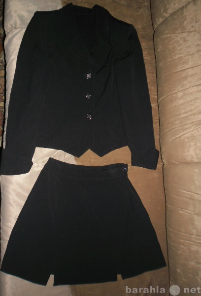 Продам: черный стильный костюм для девушки