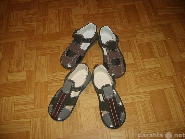 Продам: Новые сандали на мальчиков