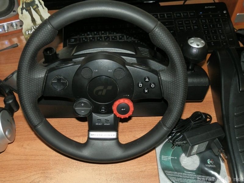 Продам: Руль Logitech Driving Force GT