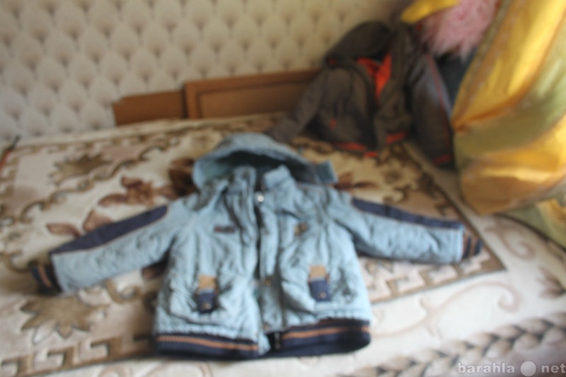 Продам: Детские куртка зимние
