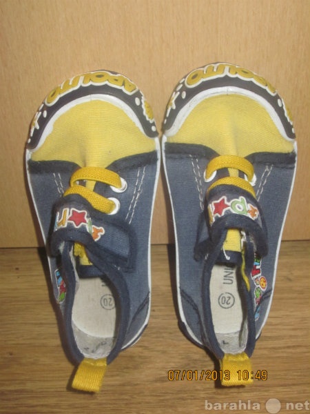 Продам: детскую  обувь ВСЁ по 200