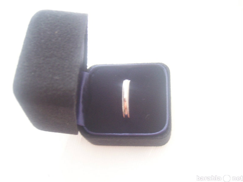 Продам: продаю платиновое кольцо "Tiffany&q