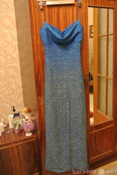 Продам: платье длинное вечернее с открытой спино