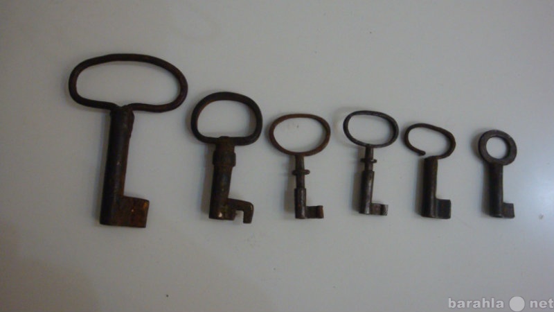 Продам: ключи старинные