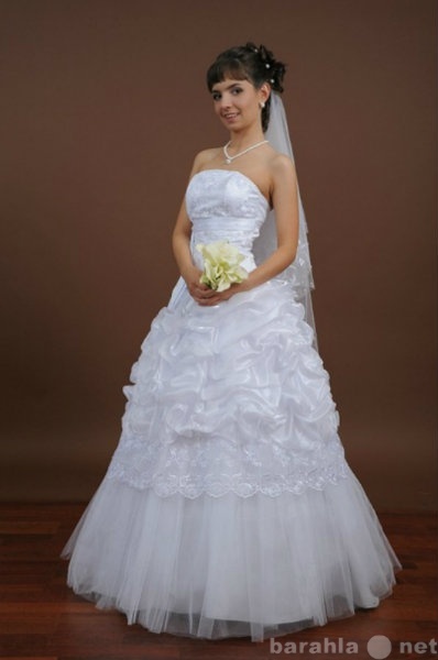 Продам: Продаю великолепное свадебное платье