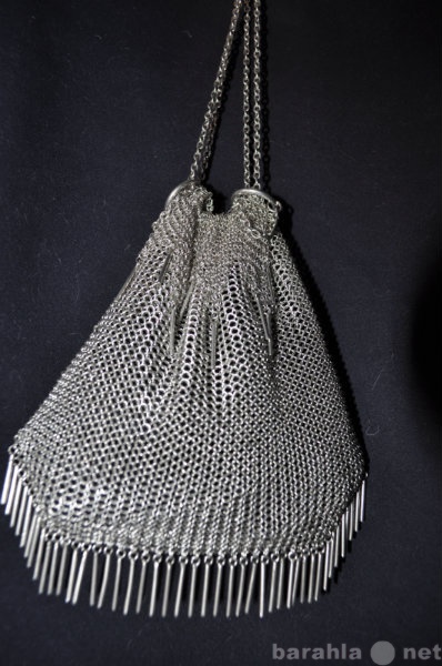 Продам: театральная сумочка из серебра