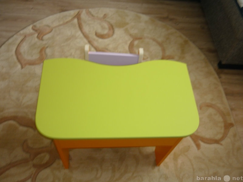 Продам: детский столик со стульчиком