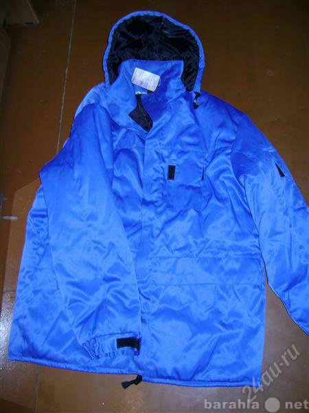 Продам: Куртка утеплёная новая размер 104/108