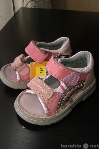 Продам: новая обувь "FUNNY" на малышку