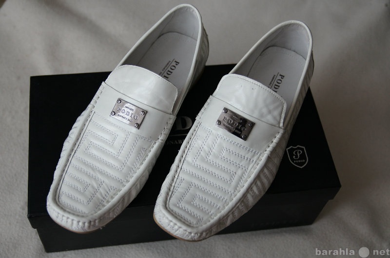 Продам: Белые ботинки, размер 42-43, почти новые