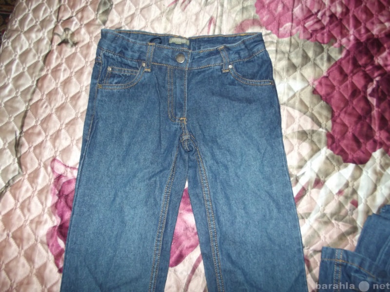 Продам: джинсы классического кроя, унисекс
