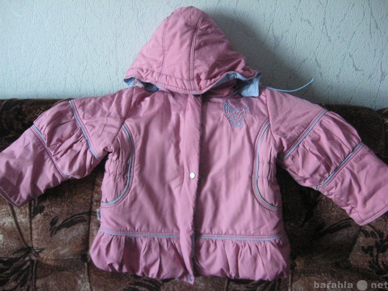 Продам: Куртка для девочки розовая