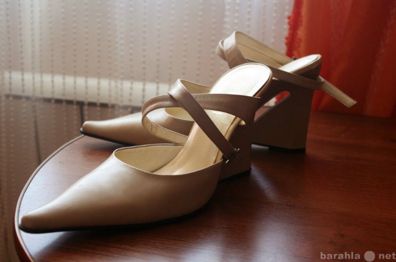 Продам: Красивые женские туфли