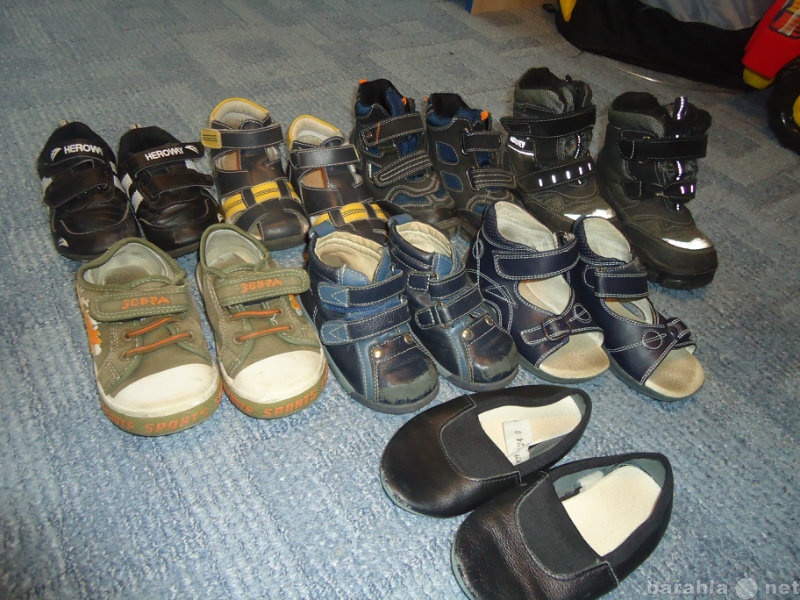 Продам: много обуви для мальчика 23-28р-р