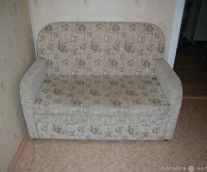Продам: Продам отличный диван!