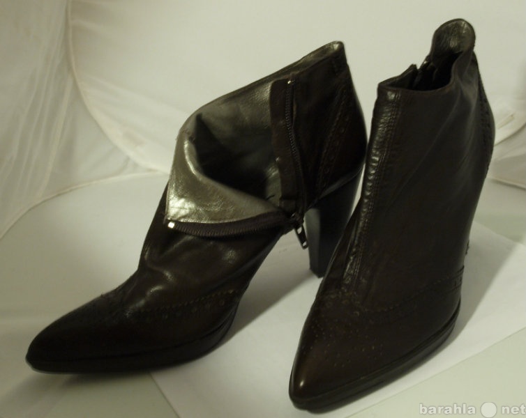 Продам: Демисезонные кожаные ботинки