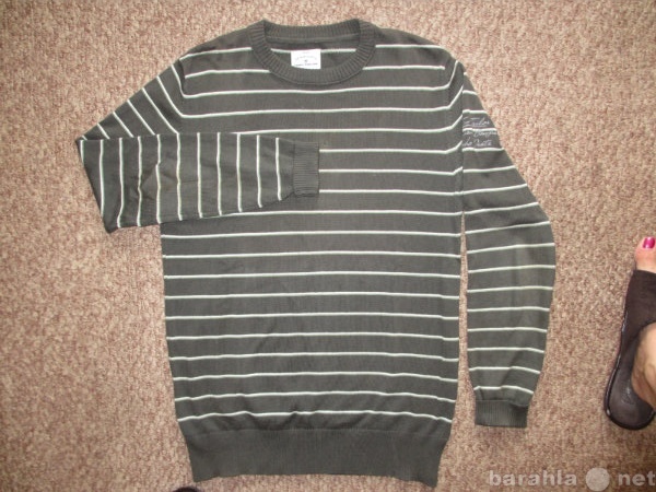 Продам: свитер подростковый