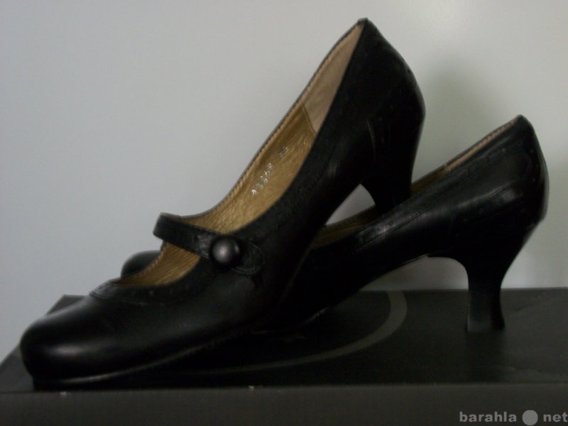 Продам: женские туфли 36 разм.