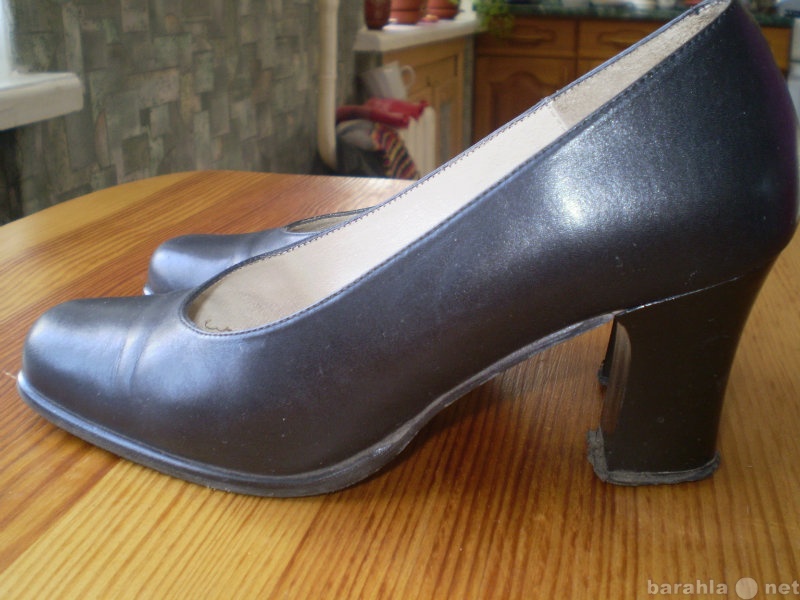 Продам: туфли женские 35 разм.