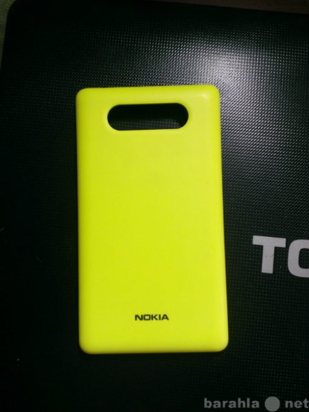Продам: Задняя панель для Nokia Lumia 820 желтая