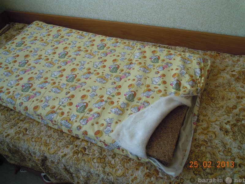 Продам: матрас в детскую кроватку
