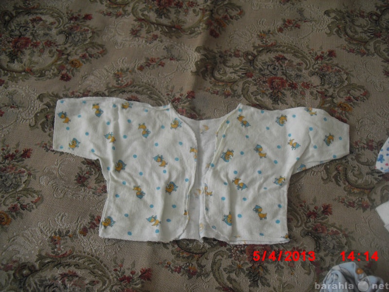 Продам: одежда на новорожденного