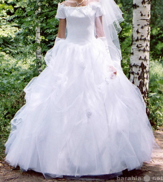 Продам: Свадебное платье (белое)