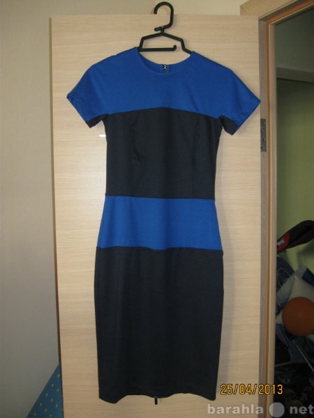 Продам: Платье в стиле Виктории Бэкхем 44 размер