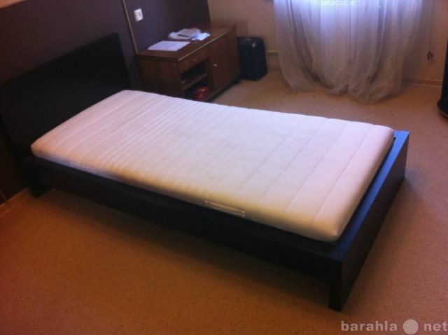 Продам: Кровать односпальная