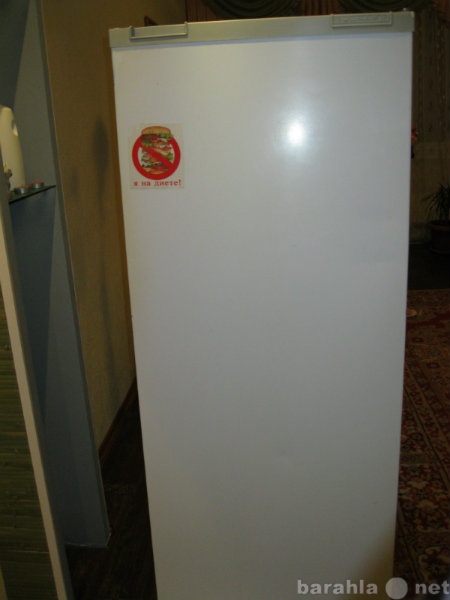 Продам: холодильник  и газовую плиту б/у