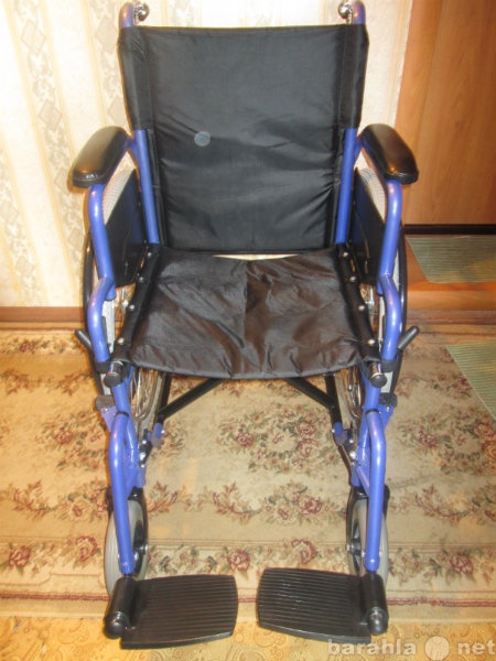 Продам: Инвалидное кресло(коляска)