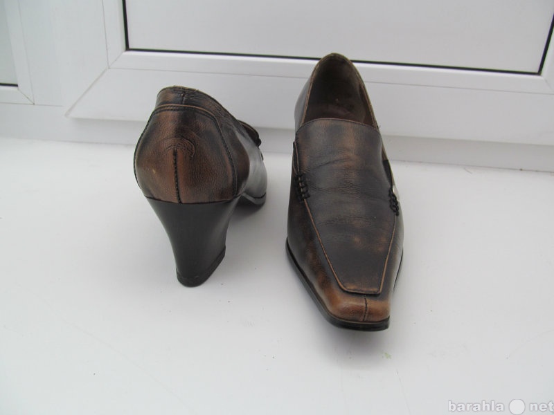 Продам: Женские ботинки из натуральной кожи