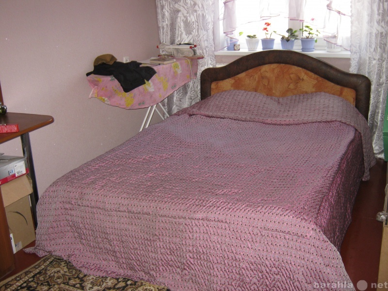 Продам: Кровать 2-хспальная с матрасом и  ящиком