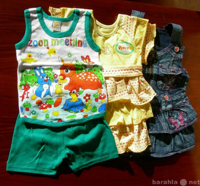 Продам: Пакет одежды для девочки 1 года