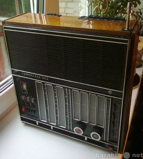 Куплю: Старые радиоприёмники радиолы магнитофон