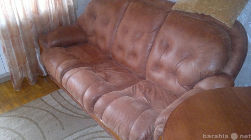 Продам: Диван-кровать и 2 кресла