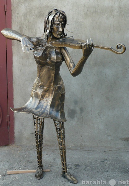 Продам: Кованая скульптура"Девочка и скрипк