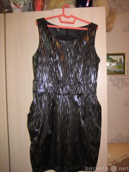 Продам: платье черное с серебристым