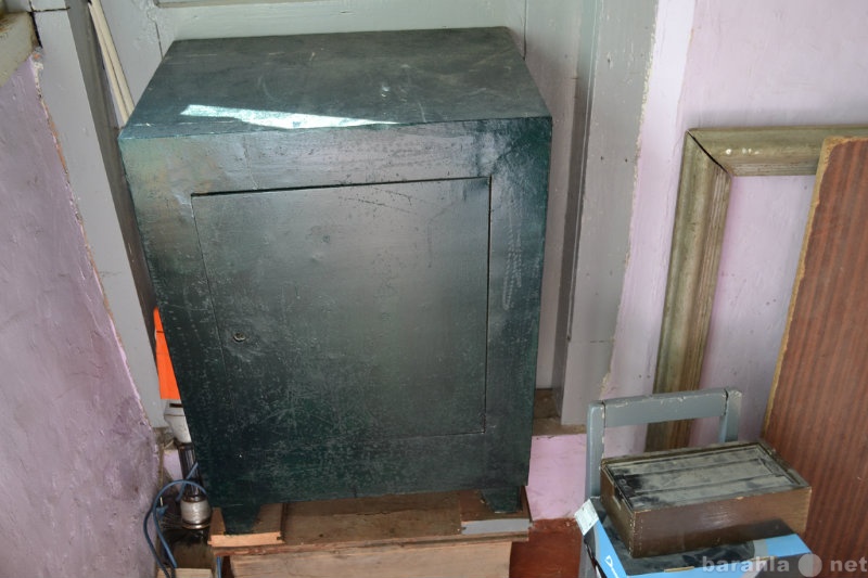 Продам: металлический ящик-сейф