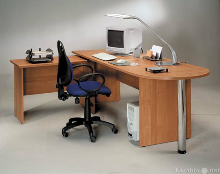 Продам: Комплект стол офисный с сектором