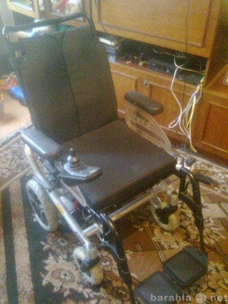 Продам: инвалидная коляска с электроприводом