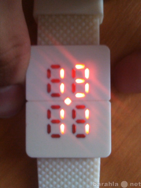 Продам: часы LED