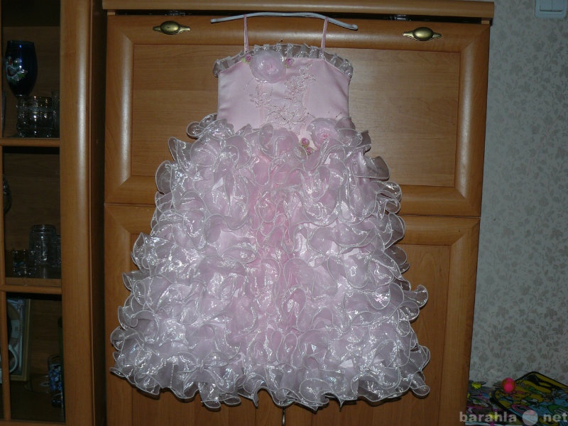 Продам: Праздничное платье!