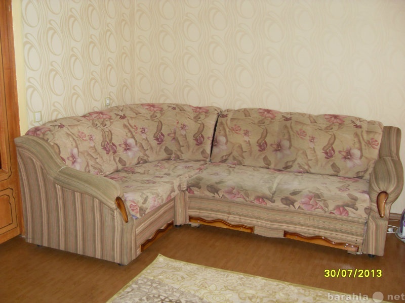 Продам: Раскладной, угловой диван б/у