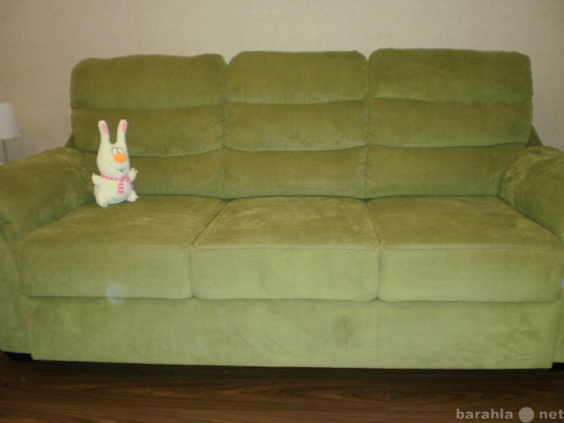 Продам: Новый диван Сорренто + кож. подушка