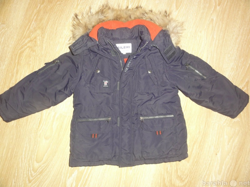 Продам: Зимняя куртка 122 см