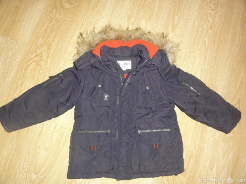 Продам: Зимняя куртка 122 см