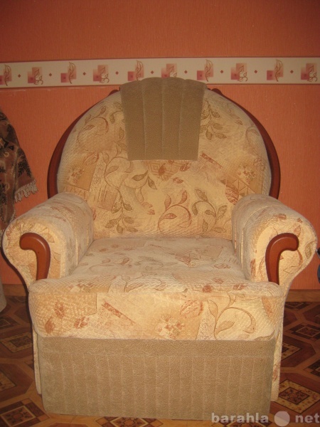 Продам: Кресла в гостинную красивые (2шт.)